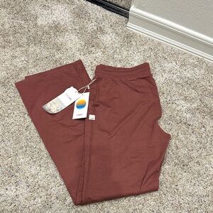 VUORI Rosewood Heather Halo Flare Pants